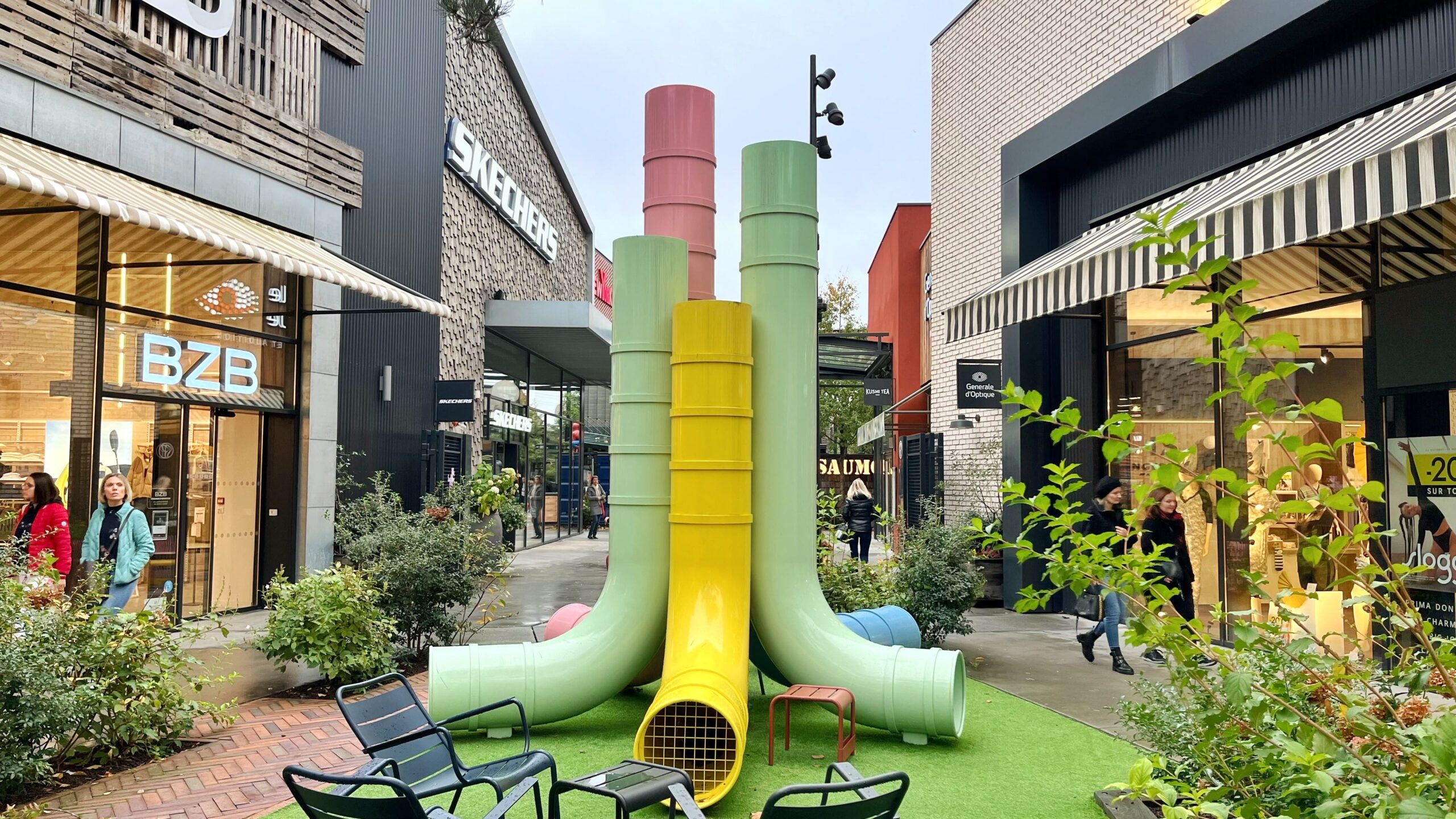 photos représentant les enseignes de Shopping Promenade Coeur Alsace